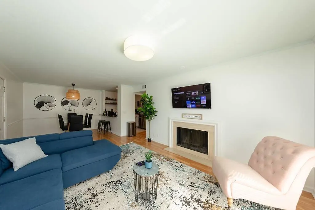Apartamento Nashville Modern Large 2Br Family Suite Sleeps 8 Guests With Private Balcony And Optional Parking Near Parthenon & Broadway